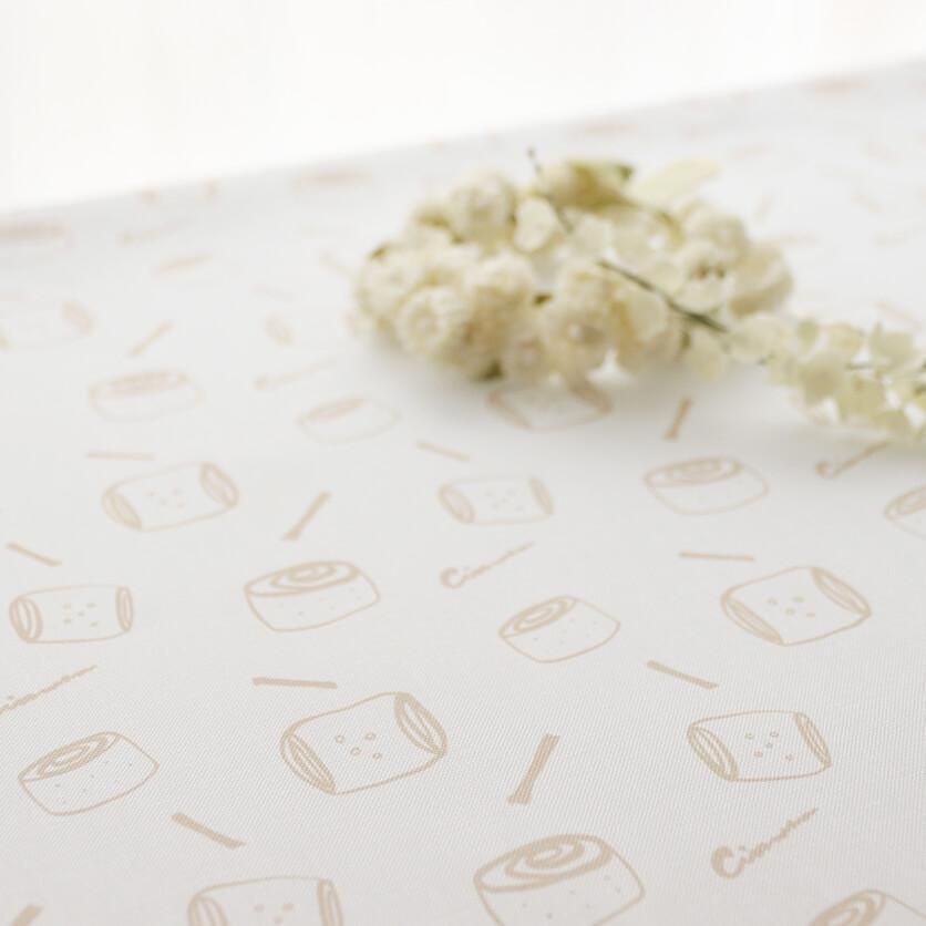 シナモンロール（ホワイト）お菓子・スイーツ柄- 布・生地の通販