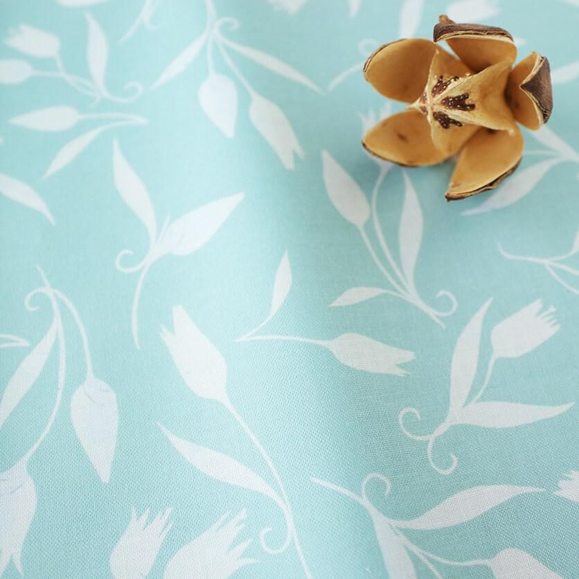 毛布 あずき色 花柄 biwa（レッド）びわ・花柄- 布・生地の通販サイト：nunocoto fabric