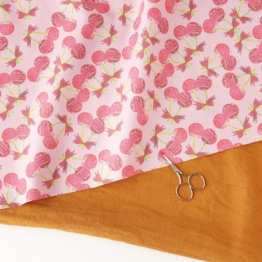 アメリカンチェリー フルーツ・さくらんぼ柄- 布・生地の通販サイト:nunocoto fabric ヌノコトファブリック nunocoto さくらんぼ柄 コットンリネン ビエラ