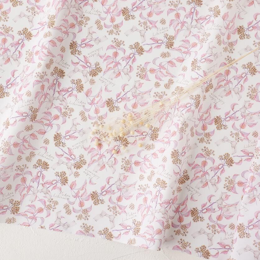 ヘデラベリー(ローズピンク)北欧・ボタニカル・花柄- 布・生地 ヘデラベリー(ローズピンク)北欧・ボタニカル・花柄- 布・生地
