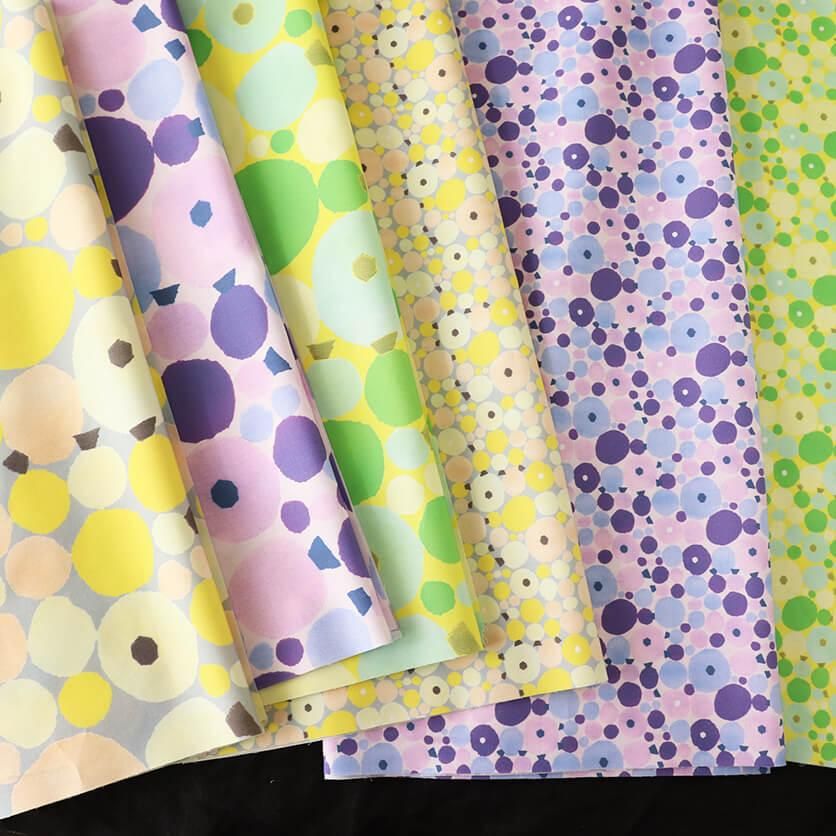 ドットのブルーベリー（グレー×イエロー）水玉・ドット柄- 布・生地の