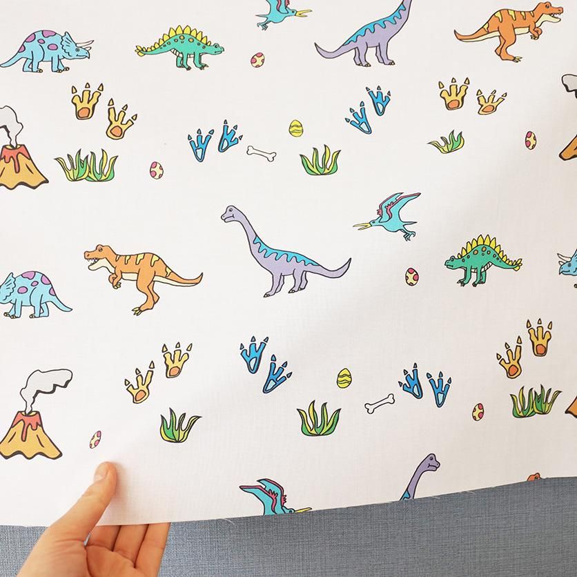 恐竜のパレード（ホワイト）恐竜柄- 布・生地の通販サイト：nunocoto