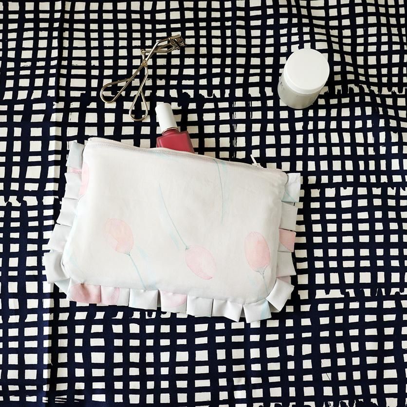 Tulip（グレー）チューリップ・花柄- 布・生地の通販サイト：nunocoto