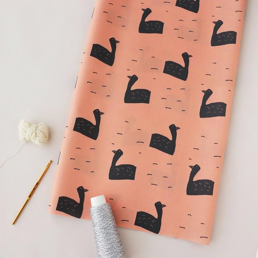 スワン（ホワイト×ブルー）鳥柄- 布・生地の通販サイト