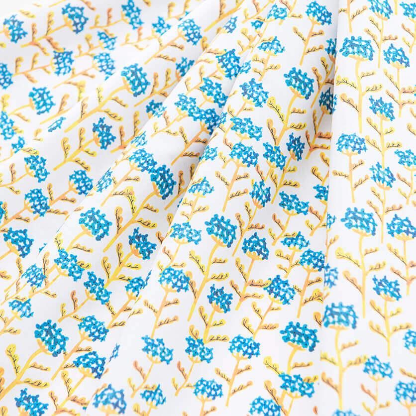 アンティーク　古布　生地 20425 アンティーク 型染め 古布□天晴屋□ 古裂 リメイク 材料