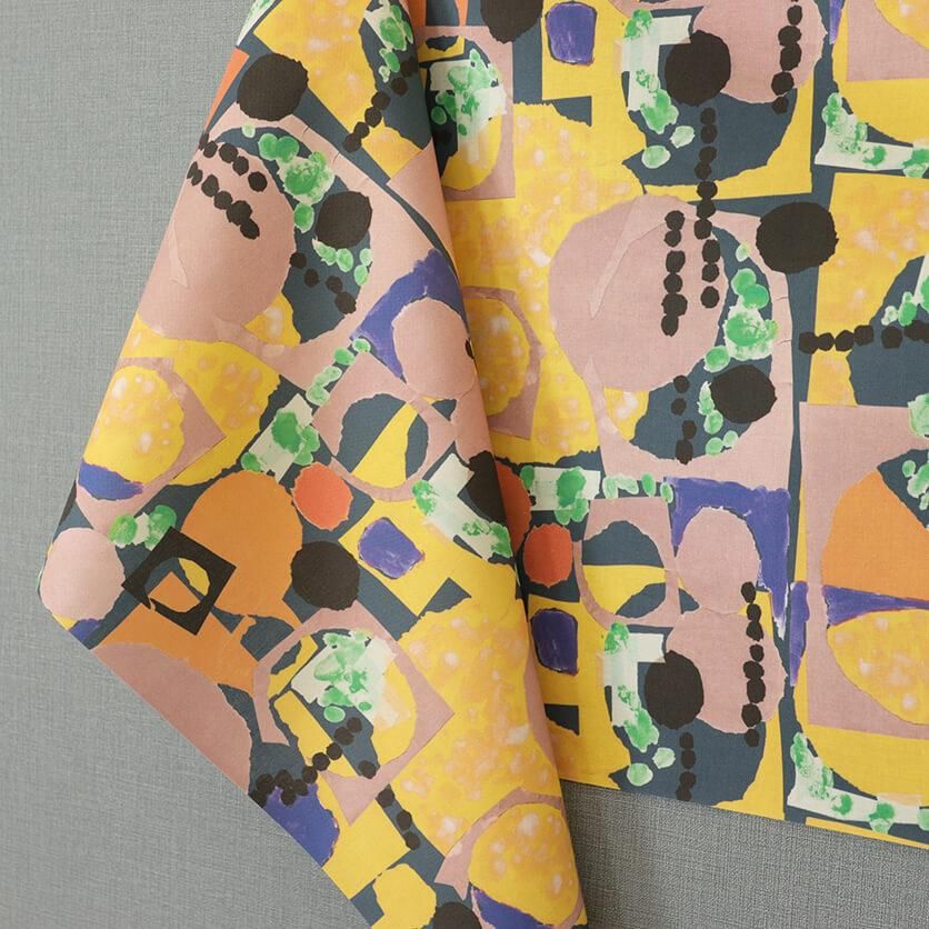 Akiko Tsurusaki（オレンジ）コラージュ・北欧柄- 布・生地の