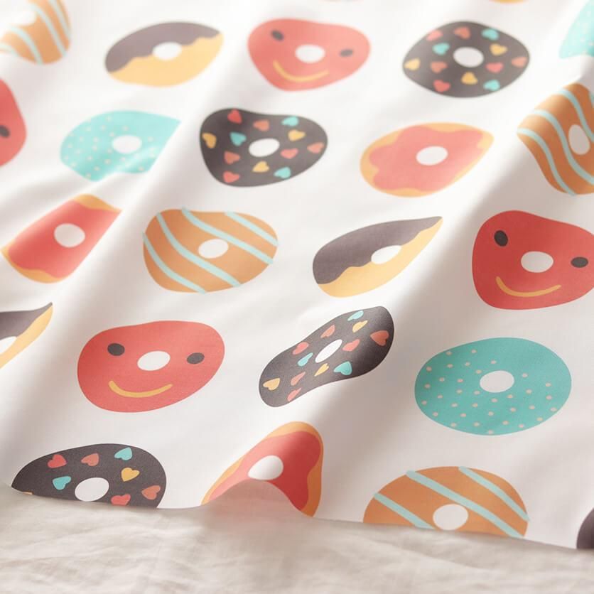 donutsスイーツ柄- 布・生地の通販サイト：nunocoto fabric