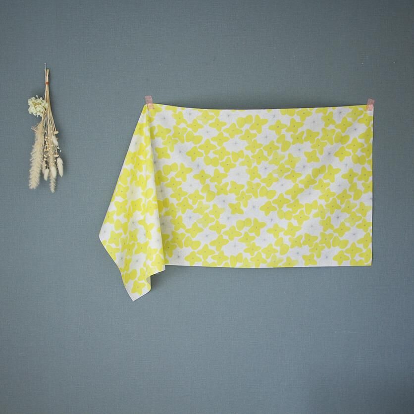 なばなとちょう 花柄- 布・生地の通販サイト:nunocoto fabric なばなとちょう 花柄- 布・生地の通販サイト:nunocoto fabric