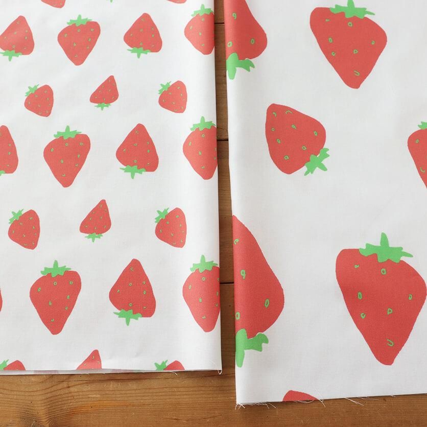 やっぱりいちご big（レッド）フルーツ柄- 布・生地の通販サイト