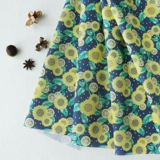 ひまわり畑のポメラニアンパネル生地　ハンドメイド ひまわり畑のポメラニアンパネル生地 ハンドメイド