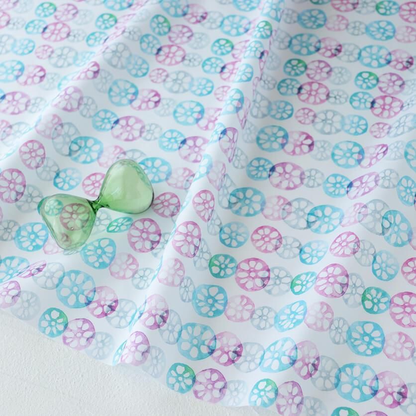 レンコン（ブルー×パープル）やさい柄- 布・生地の通販サイト