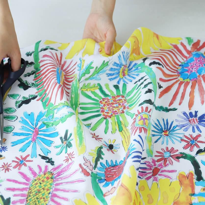 8月のひまわり big（カラフル）ひまわり・花柄- 布・生地の通販