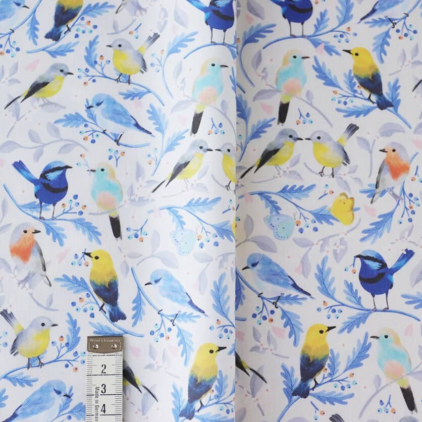 Lovely Birding（ホワイト）鳥柄- 布・生地の通販サイト