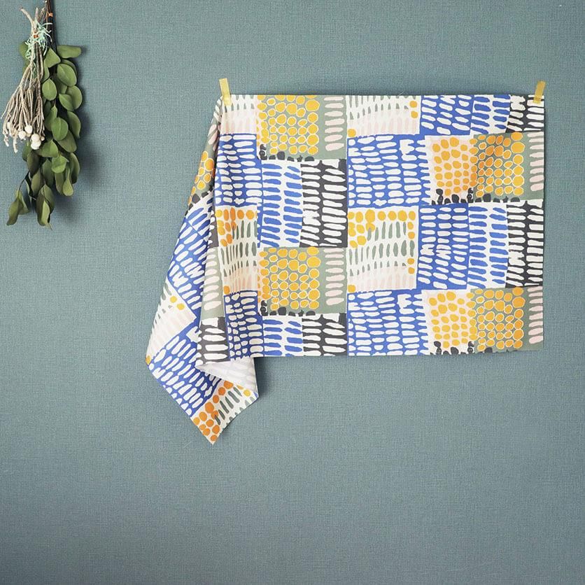 田んぼ（ブルー×レッド）幾何学模様- 布・生地の通販サイト：nunocoto