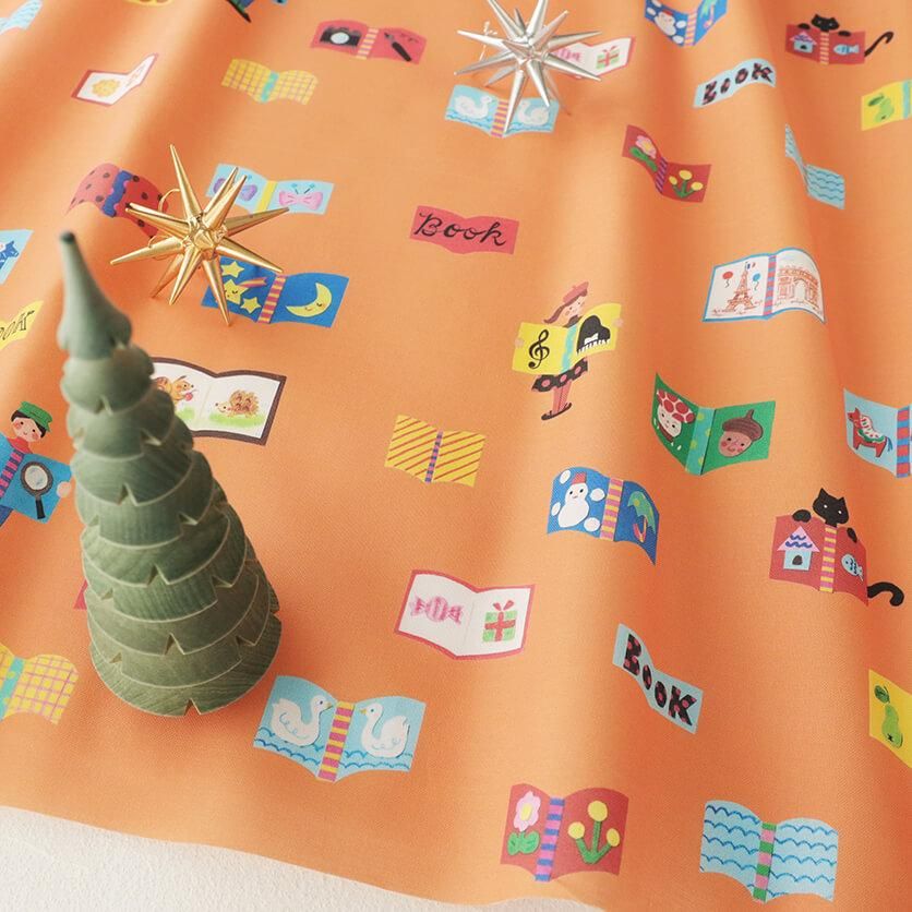 BookBookBook（オレンジ）文房具柄- 布・生地の通販サイト