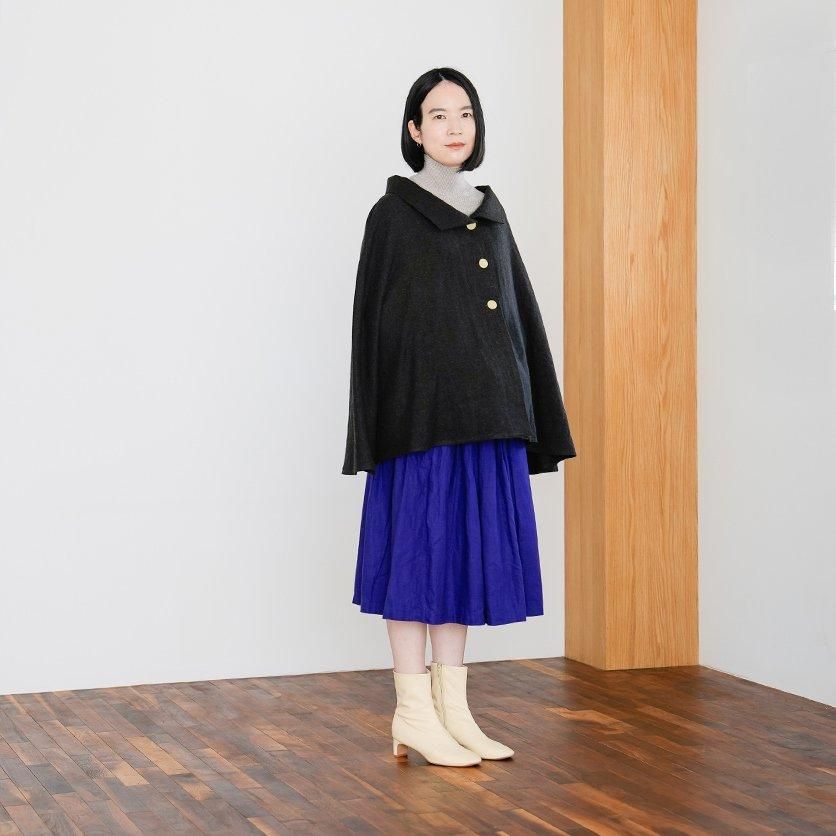 未使用】 DESIGNWORKS ケープ風 パイピング マントコート 未使用】 DESIGNWORKS ケープ風 パイピング マントコート