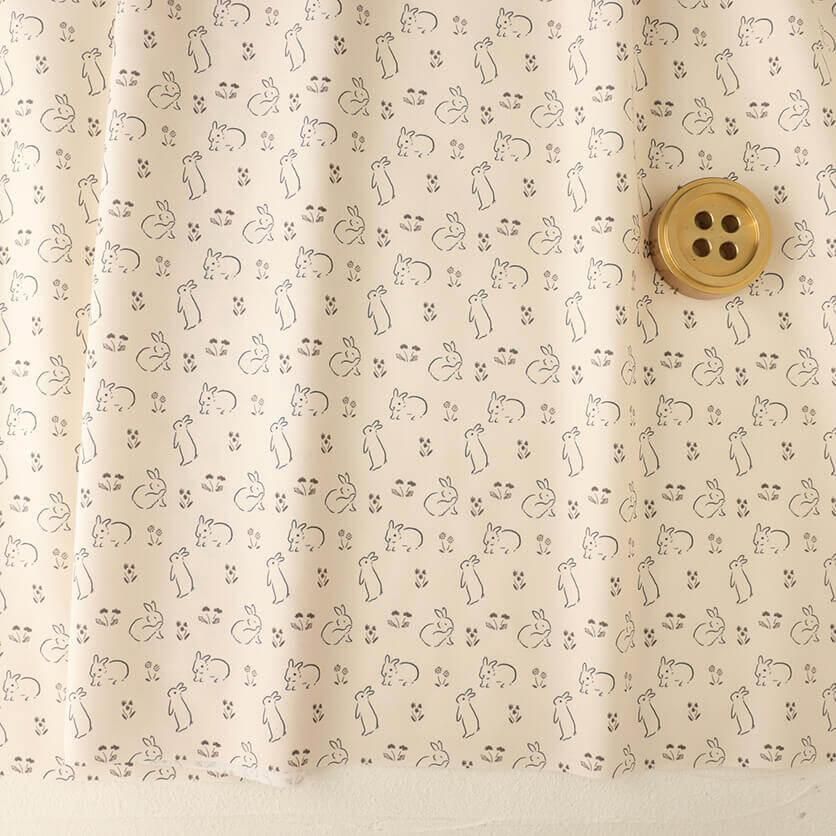 bunny rabbit (ライトベージュ) うさぎ柄- 布・生地の通販サイト