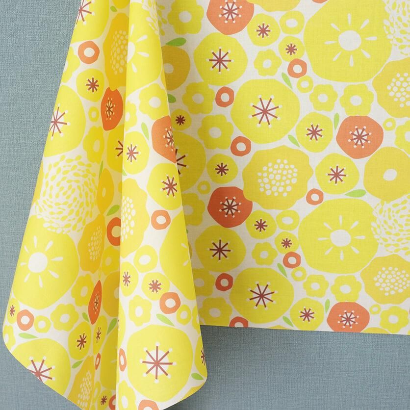 北欧の花たち（イエロー）花柄- 布・生地の通販サイト：nunocoto