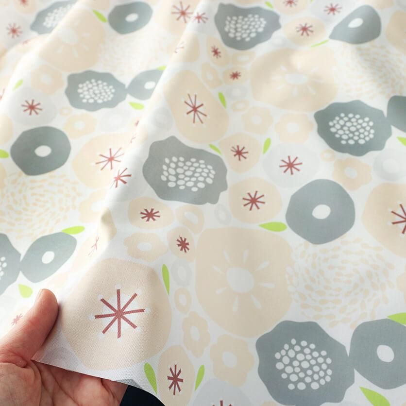 北欧の花たち（ベージュ）花柄- 布・生地の通販サイト：nunocoto fabric