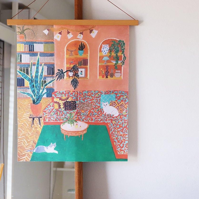 ムスターファ様☘専用ページ ファブリックポスター：オレンジ色のソファのある部屋（タムロアヤノ