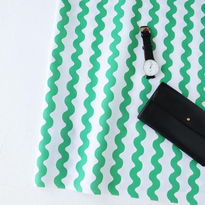 うねうねストライプ（サボテングリーン）ストライプ柄- 布・生地の通販