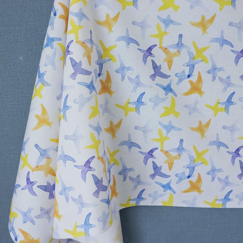 鳥柄生地サンプルページ dance of birds 鳥柄- 布・生地の通販サイト：nunocoto fabric