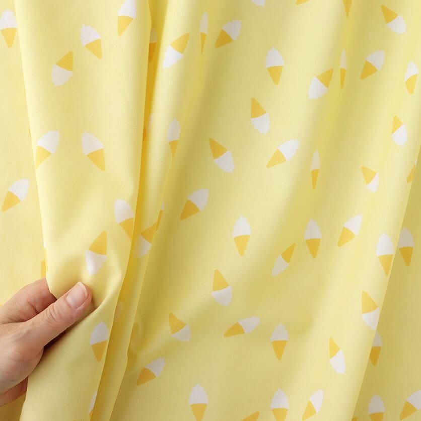 ソフトクリーム（クリームイエロー）スイーツ柄- 布・生地の通販サイト
