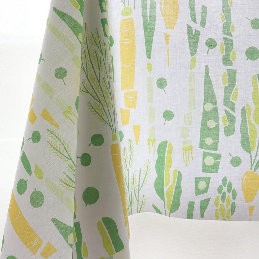 彩り野菜のみじん切り（ブルー）野菜柄- 布・生地の通販サイト