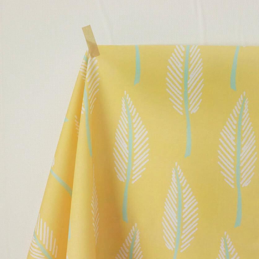 文様のかたち 葉っぱの大行進（ホワイト×ブルー）ボタニカル柄- 布・生地の通販