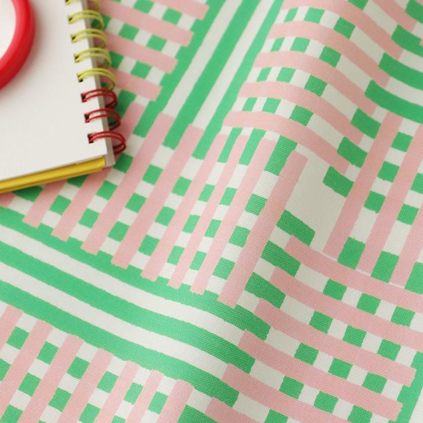 生地見本　No.9 楽天市場】和柄 生地 金襴生地 京都 西陣織 雅桜 (全2色) 10cm