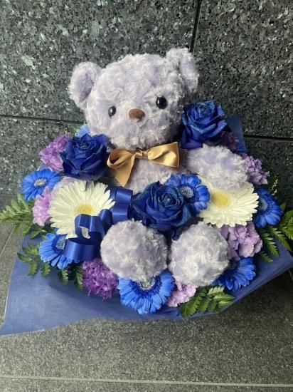 小くまアレンジ 青系 - フラワーショップ四季｜福岡 中洲・久留米 文化