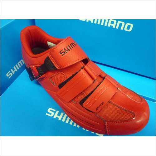 <img class='new_mark_img1' src='https://img.shop-pro.jp/img/new/icons20.gif' style='border:none;display:inline;margin:0px;padding:0px;width:auto;' />SHIMANO シマノ RP3 ロードシューズ 【30〜60％OFF】