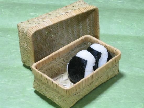 篠竹弁当箱（中）おにぎり