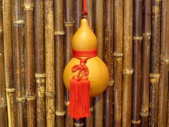 時代提物 根付 天然素材【瓢箪仙人】高さ約6.5cm 横幅約3cm 重さ約45ｇ 楽天市場】天然ひょうたん 瓢箪 赤い細紐房付き 瓢箪