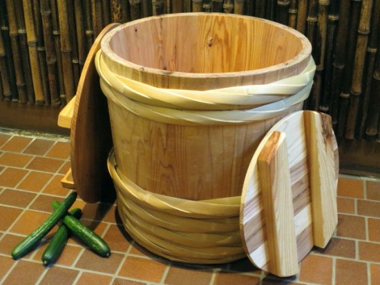 天然杉の漬物樽（２斗樽）漬物桶　竹タガ
