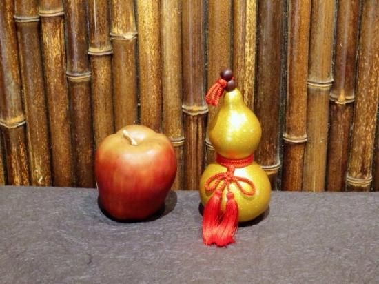 時代提物 根付 天然素材【瓢箪仙人】高さ約7.8cm 横幅約3.5cm 重34ｇ 時代提物 根付 天然素材【瓢箪仙人】高さ約7.8cm 横幅約3.5