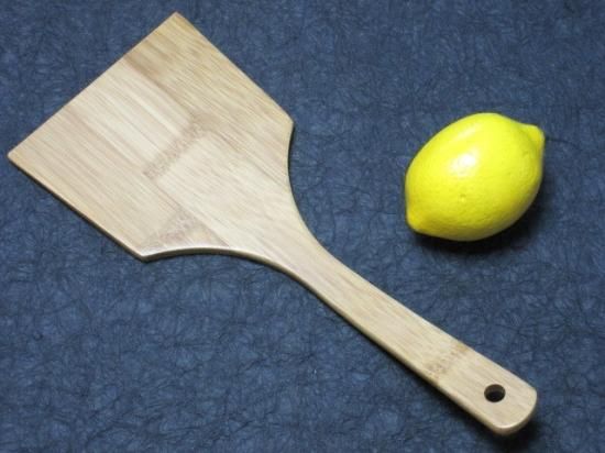 竹製お好み焼きベラ（巾広ヘラ）返しやすい