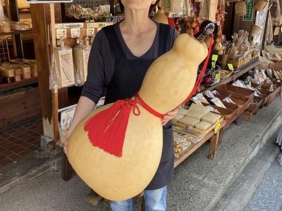 時代提物 根付 天然素材【瓢箪仙人】高さ約6.5cm 横幅約3cm 重さ約45ｇ Amazon.co.jp: 風水 ナチュラル 瓢箪 ひょうたん 天然 本物の