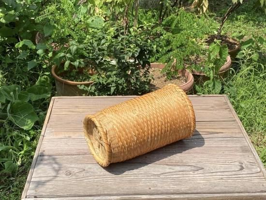 竹製磨きフリーボックス（足付）太鼓バチかご（小）【現品限り