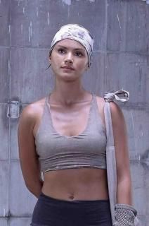 V25.Criss-cross bra