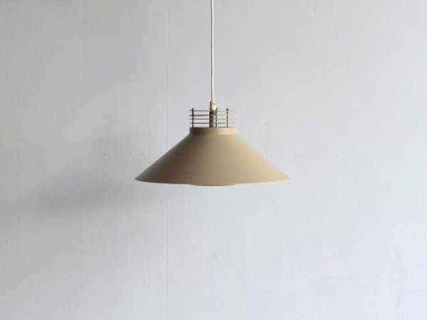 Lamp / Model 890