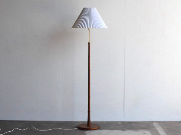 Floor Lamp (7)