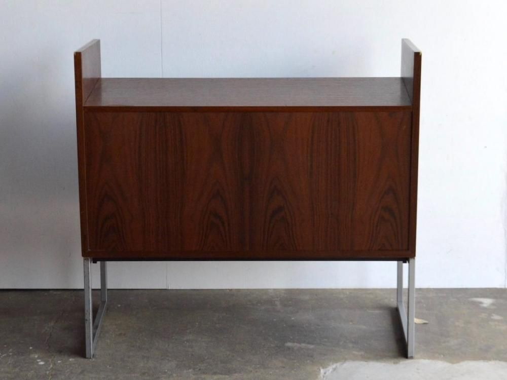 Audio Cabinet /Bang & Olufsen - TRAM Audio Cabinet /Bang & Olufsen - TRAM