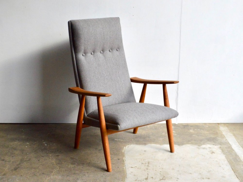 Easy Chair / GE260