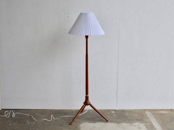 Floor Lamp (14)