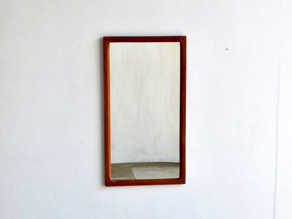 Mirror ( 3 )