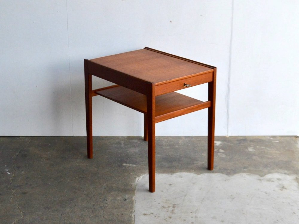Side Table (16) / DIXI