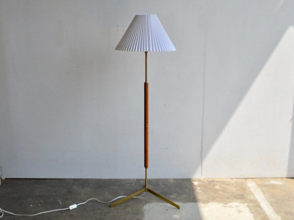 Floor Lamp (21)