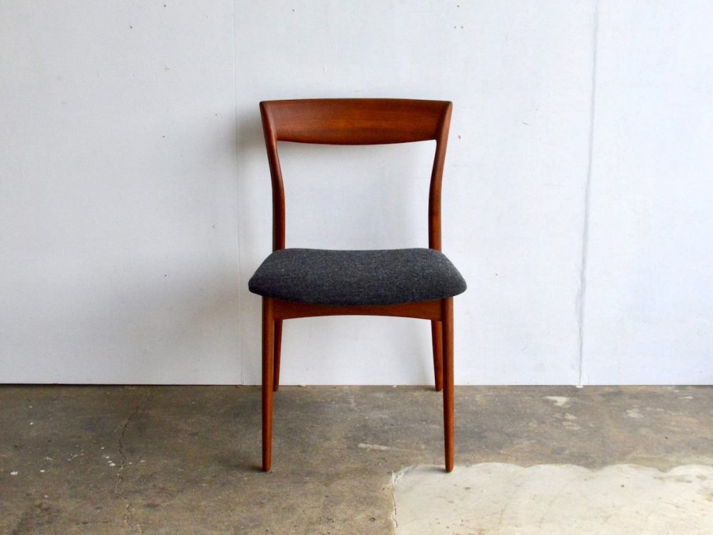 Chair (153)