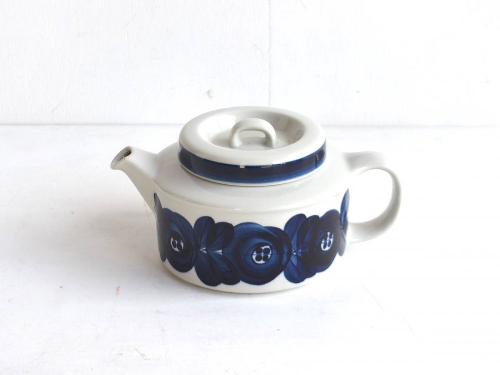 Tea Pot / Anemone